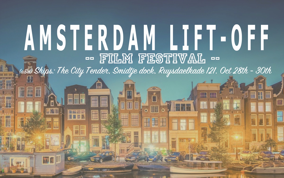 Beim Amsterdam Lift-Off Filmfestival wurde ein Boot zum Kino - Filme schauen während der Fahrt durch die Kanäle.